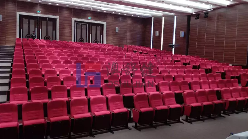 кресла в зрительном зале, кресла для зрительных залов